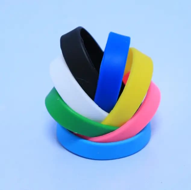 Assorted kids loop wristbands in black, white, blue, yellow, green and pink